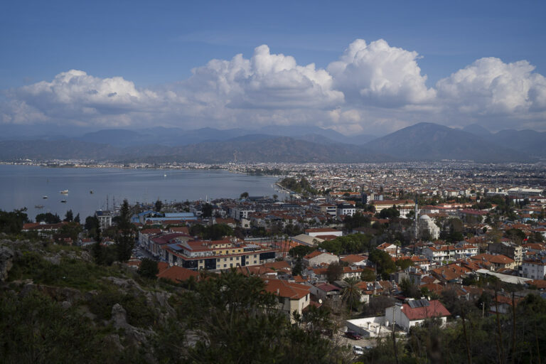 Premiers pas émerveillés en Turquie à la baie de Fetiyhe 